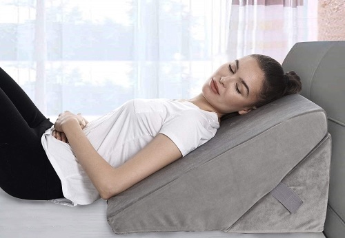 AllSettHealth Bed Wedge Pillow - Appears New - Lot 646