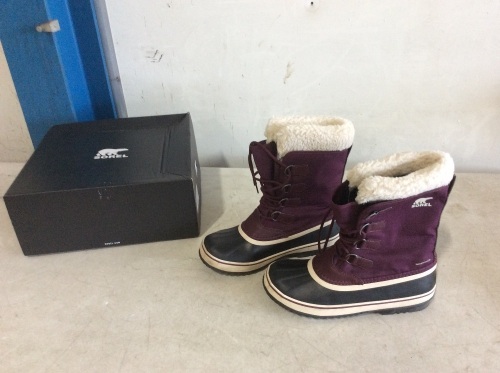 Sorrel Women's Winter Carnival Epic Plum Boots, 11 - E-Comm Return, Like New  - Lot 430