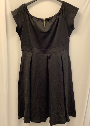 Womens Short Sleeve Dress, 2XL - Lot 325