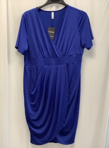 Womens Short Sleeve Dress, 2XL - Lot 351