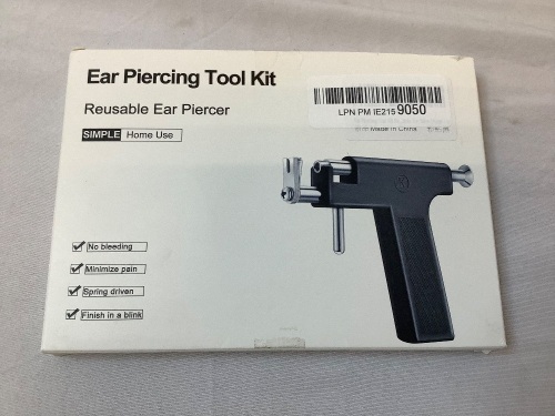Ear Piercing Kit - Lot 560