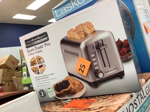 Hamilton Beach Sure-Toast Pro 2 Slice Toaster - Lot 25