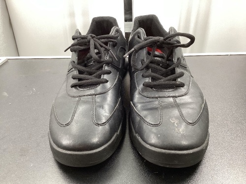 Skechers Work Wide Fit Memory Foam Shoes, Men's Size 13  - Lot 220