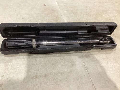 Husky 20 ft. /lbs. to 100 ft. /lbs. 3/8 in. Drive Torque Wrench - Lot 670