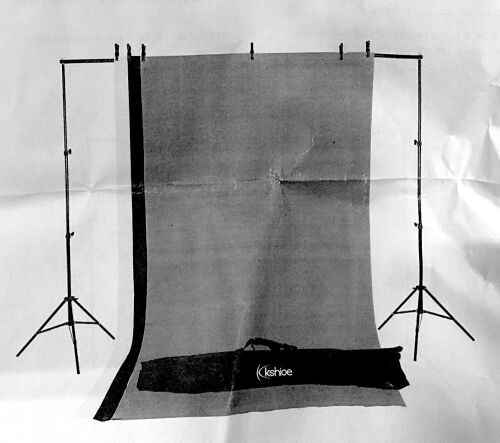 79"x118" Photography Backdrop - White/Black Green - Lot 687