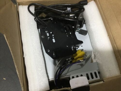 Ehotchpotch Car Stereo - Unknown Fit/Model - Lot 836