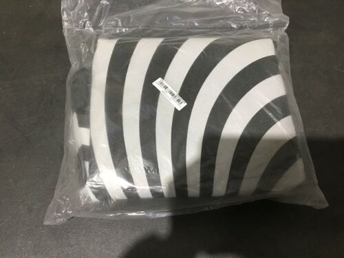 Patio Cushion - Lot 1030