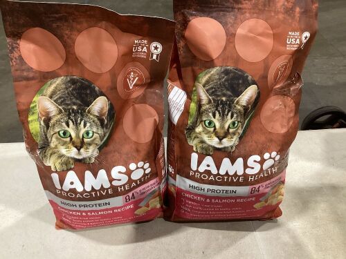 Lot of (2) IAMS Proactive Health High Protein Chicken & Salmon Recipe Adult Premium Dry Cat Food, 6lbs - Small Holes in Bag - Lot 991
