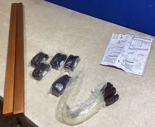 Banister-to-Banister Mounting Kit - Lot 686
