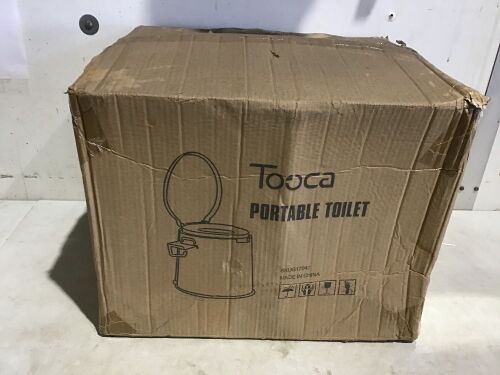 TOOCA Portable Toilet  - Lot 960