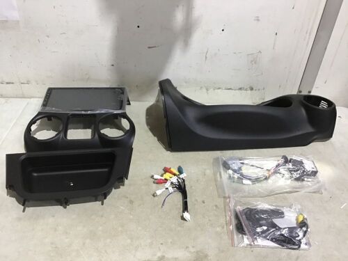 Car Stereo Dash Head Unit for Jeep Wrangler  - Lot 435