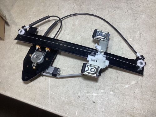 Power Window Motor & Regulator Assembly  - Lot 932