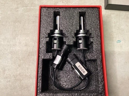 Ascent LED Headlights, 9005/HB3 - Lot 201