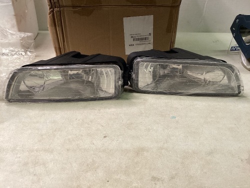 Car Fog Lights/Switch, Model/Make Unknown - Lot 219