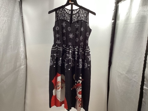 Sleeveless Santa Holiday Dress, Women's Size Large - Lot 256