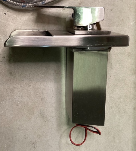 Faucet Assembly - Lot 419