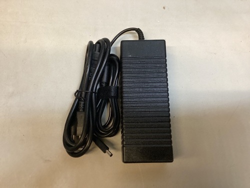 130W AC Charger for Dell XPS 15 - Lot 890