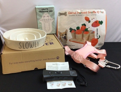 Bundle of Dog Items - Lot 61