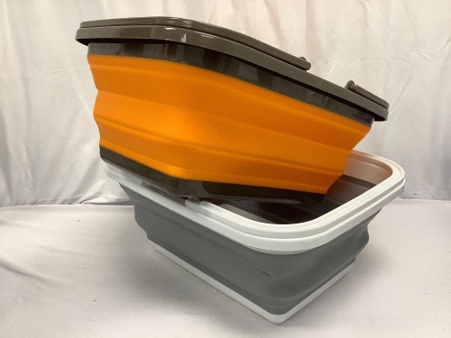 Set of 2 Collapsible Tote Baskets - Lot 205