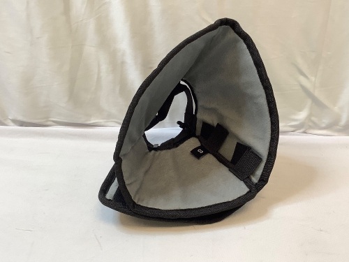 Supet Adjustable Pet Recovery Cone, S - Lot 274