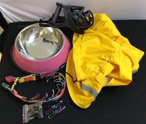 Bundle of Dog Items - Lot 380
