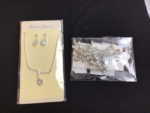 Necklace, Earrings & Hair Jewel Bundle - Lot 411