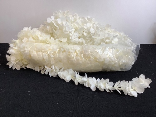 Flowers on Strings Wedding/ Party Decor - Lot 429