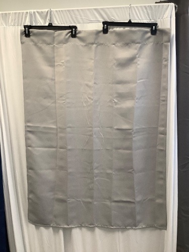 Lot of (2) Curtain Panels, 33.5x44.5 - Lot 181