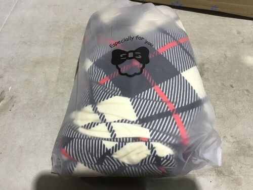 Heated Blanket  - Lot 333