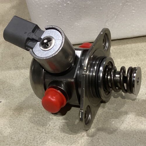 Mechanical Fuel Pump - Unknown Fit - Lot 922