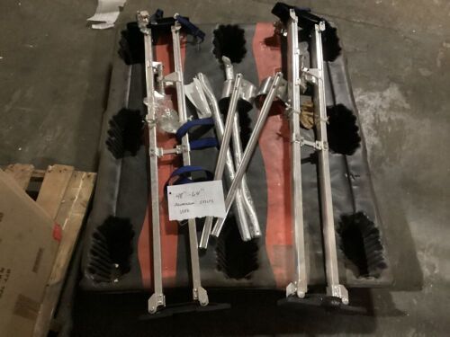 48"-64" Aluminum Stilts - Lot 629