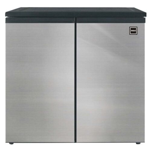 RCA 5.5 cu. ft. Mini Fridge - Cosmetic Damage - Lot 49