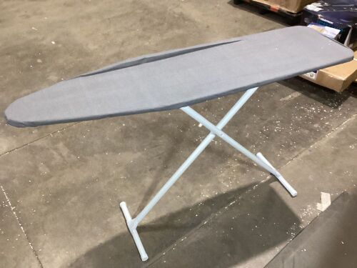 Ironing Board - Lot 511