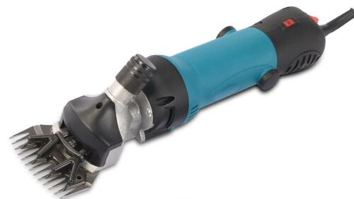 6 Speed Electric Animal Clippers - Lot 484