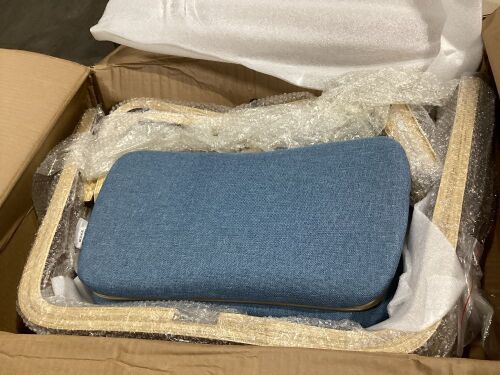 Yeefy Dining Chair, Blue  - Lot 236