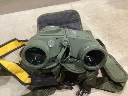 Binocular with Carrying Case 10x50 Field of View 369FT/1000YD - Lot 103
