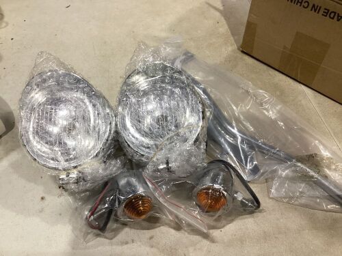 Set of Motorcycle Lights - Lot 324
