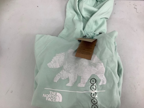 Womens Bear Scape North Face Hoodie, Size M, E-Commerce Return - Lot 18
