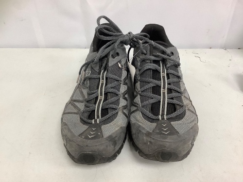 Mens North Face Shoes, Dryvent Ultra 110, Size 11, E-Commerce Return - Lot 23