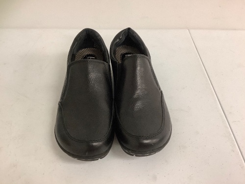 b.o.c Shoes, Size 6.5, E-Commerce Return - Lot 194