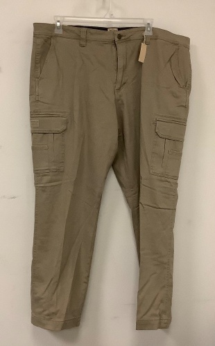 Red Head Cargo Pants, 44/32, Appears New - Lot 297