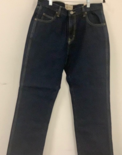 Red Head Mens Jeans, 32x30, Appears New, Sold as is - Lot 311