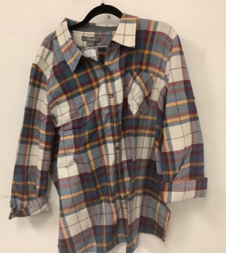 Natural Reflections, Ladies Flannel Shirt, XXL, Appears New, Sold as is - Lot 325
