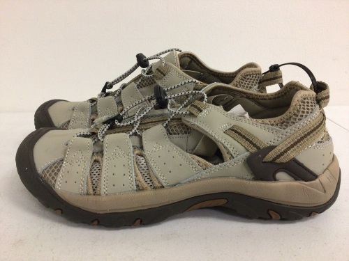 World Wide Sportsman Water Shoes for Ladies, 9, E-Commerce Return, Sold as is - Lot 393