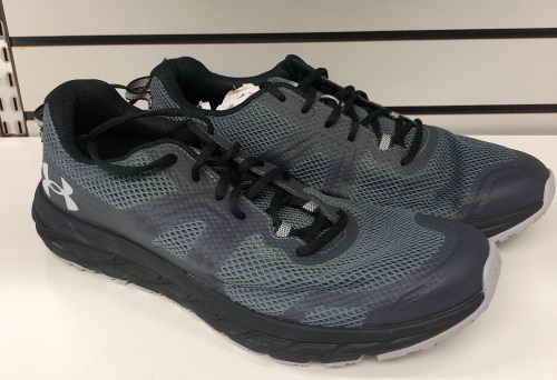 Under Armour Mens Shoes, 12, E-Commerce Return, Sold as is - Lot 438
