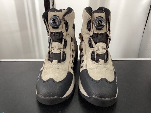 Boa Snow Runner Max Insulated Waterproof Boots for Men, 10.5 - Lot 178