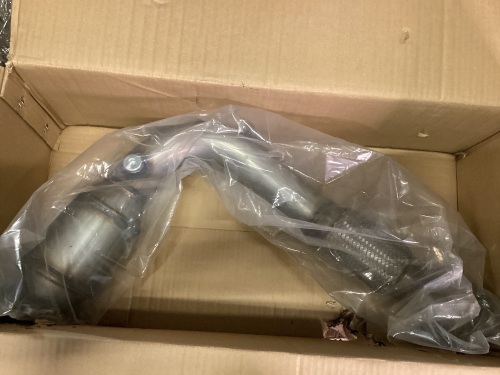 Catalytic Converter Exhaust Flex Pipe for 2010-14 Chevy Equinox/GMC Terrain 2.4L - Lot 210