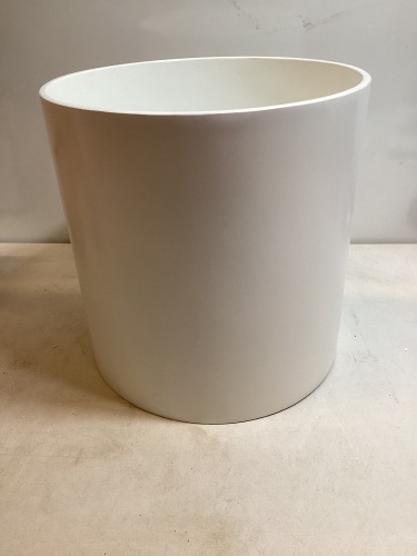 Large Planter Pot, White - Lot 327