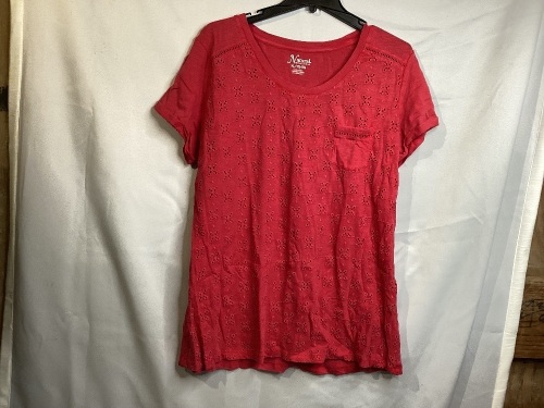 Natural Reflections Short-Sleeved Top, Ladies XL - Lot 299
