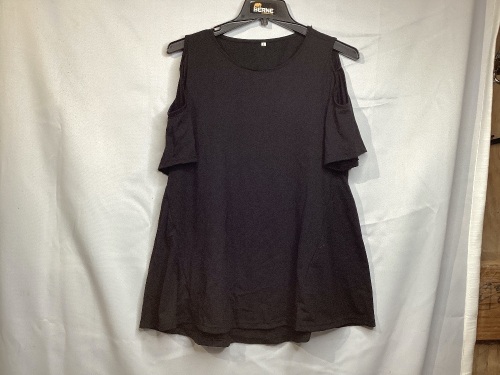 Cold Shoulder Top, Black, Size L - Lot 255